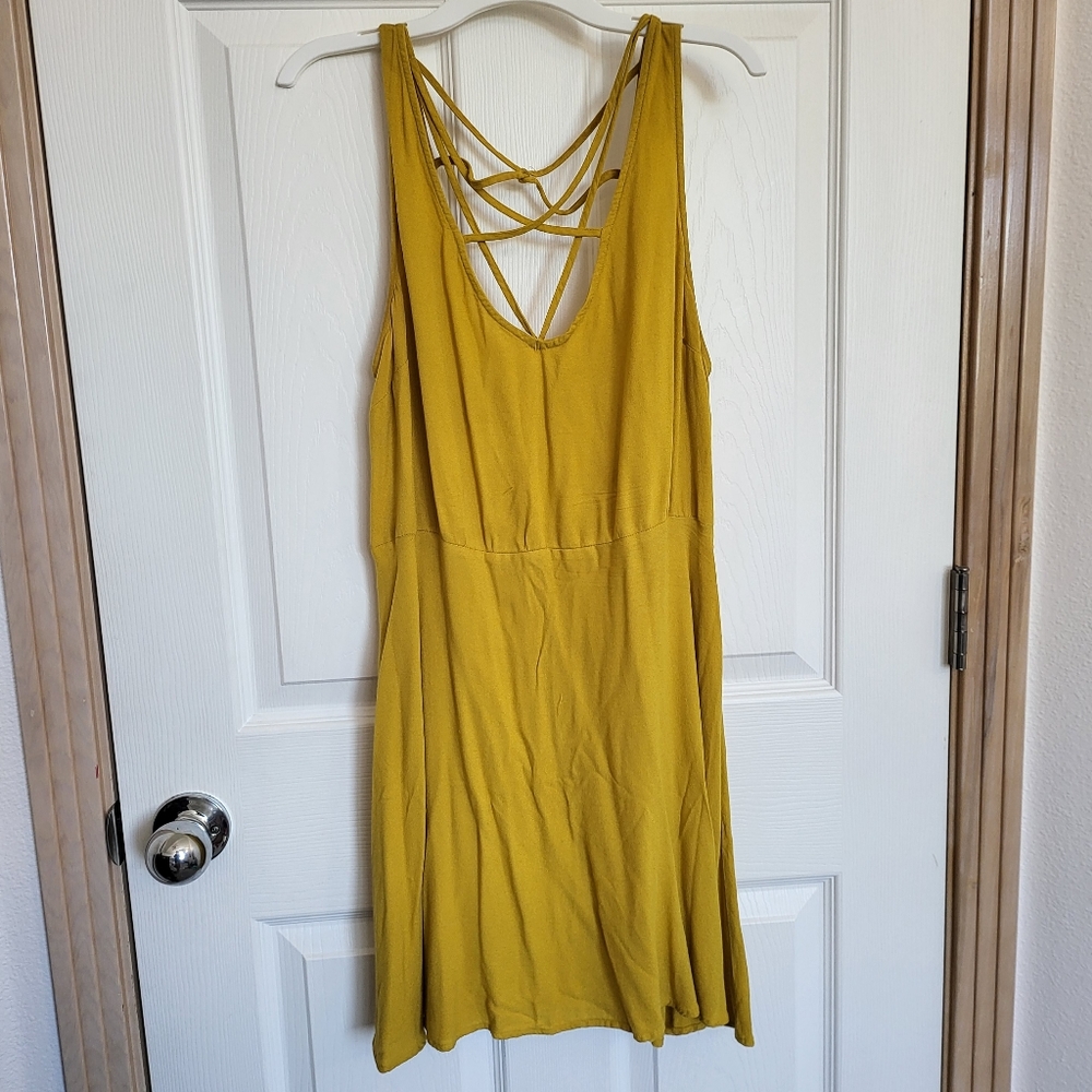 Forever 21 Women's Mustard Yellow Strappy Mini Dress Size Large